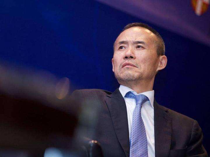 王石称他是中国的乔布斯