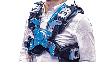 跑步机“兼职”当私教 Siri“一人”管全家