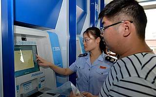 “微变化”里看改革：优质服务带来办税新体验