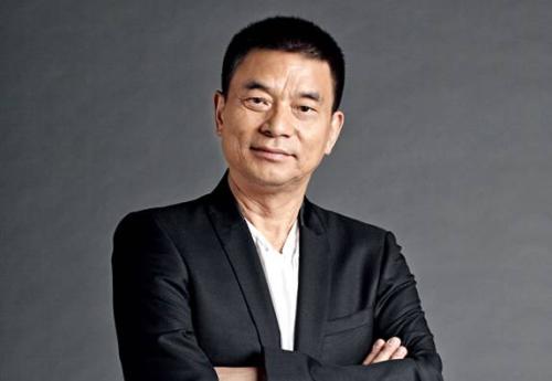 中国饲料大王刘永好在2001：　人生舞台大转变，虚心学习不忘本
