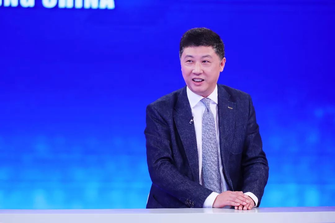 施雷：芯片这个行业要成功，自由而无用的灵魂最重要