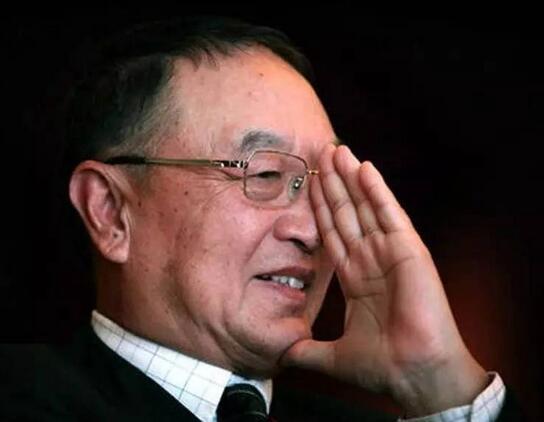 柳传志：先赚够钱再投核心技术