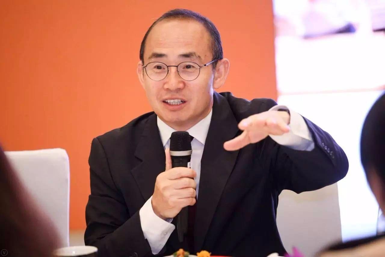 潘石屹：我用管理企业方式管理学校