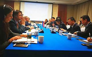 史育龙主任出席中欧国际发展合作论坛并发表演讲