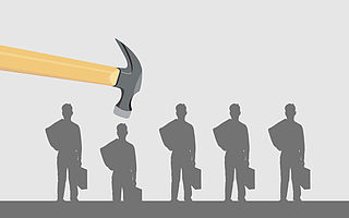 富士康的日子不好過：縮減開支大幅裁員　股價下跌