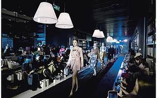 成都高新書店秀給你看