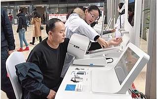 成都高新区持续推进家庭医生“五进”活动