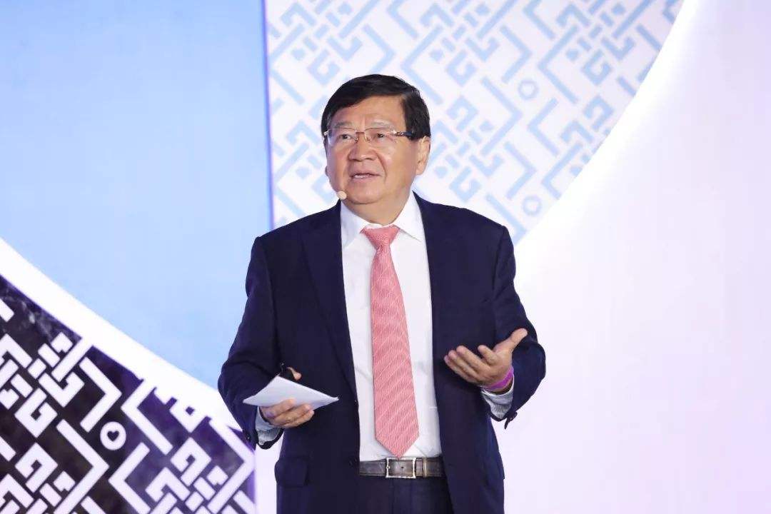 徐小平：创业不是为了搞潮流　追热点
