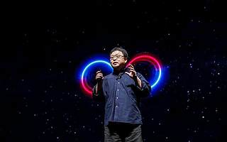 子彈短信與中國移動合作？“聊天寶”應用，能否老羅力挽狂瀾