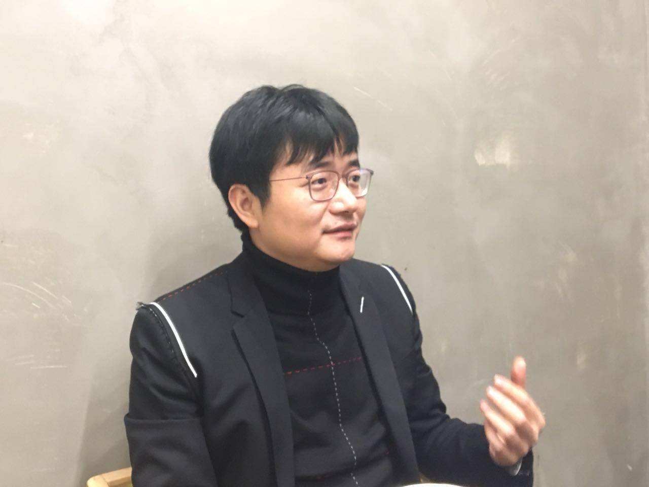 傅盛拿罗永浩当案例激励产品经理：你看连英语老师都能做手机了！