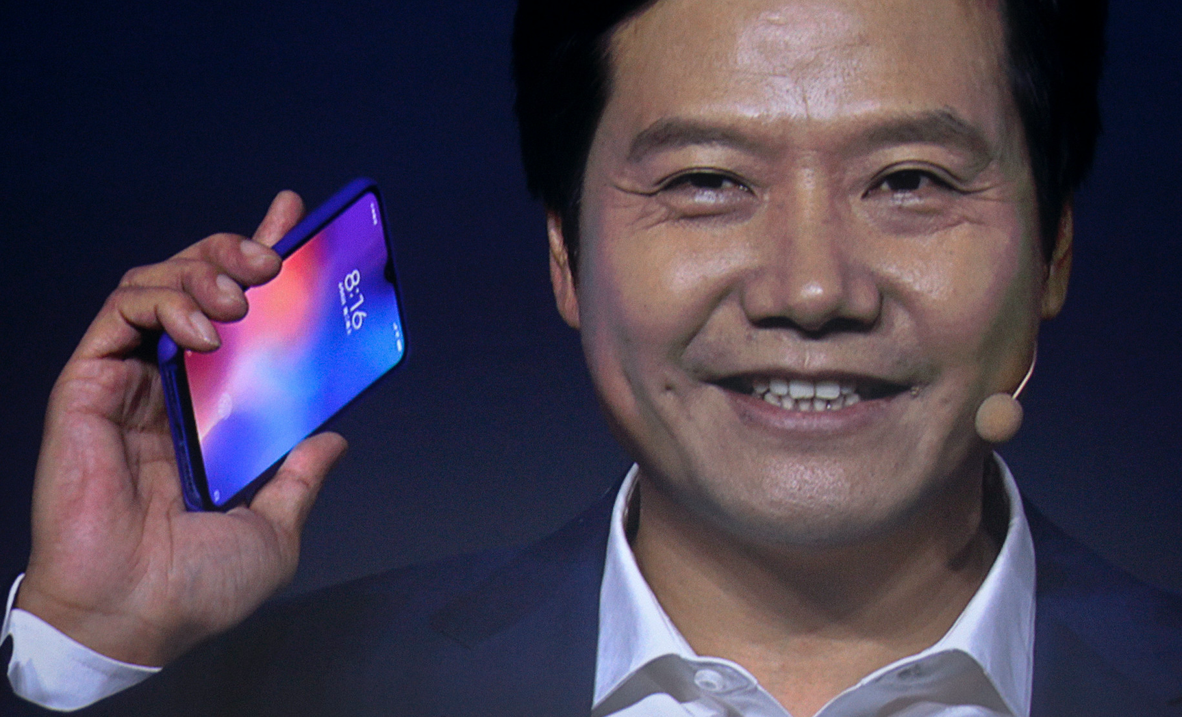 无奈的股价、落后的销量，小米新发布会雷军继续自夸到“醉了”