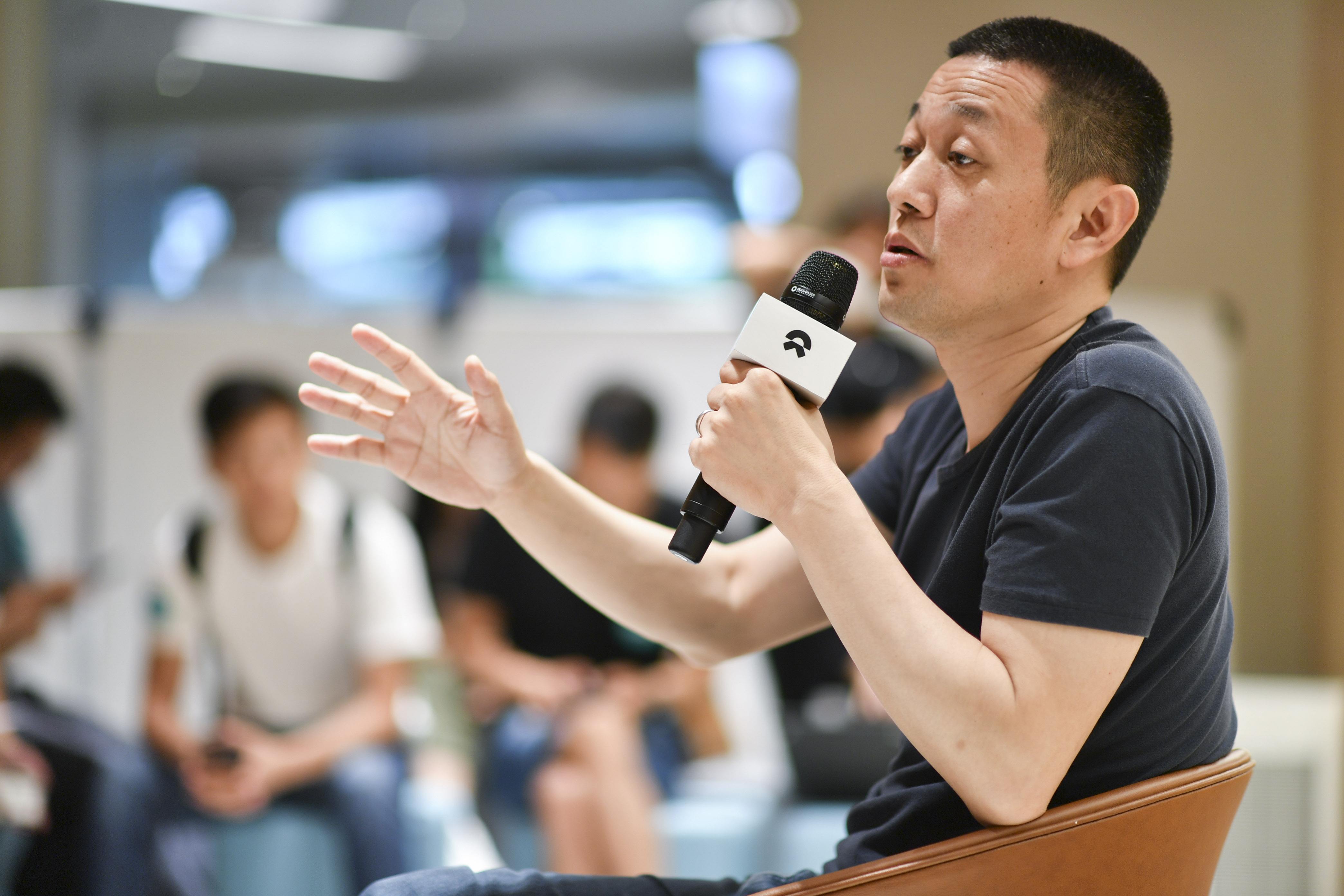 李斌：我们卖的不止是汽车　还是一种生活方式！