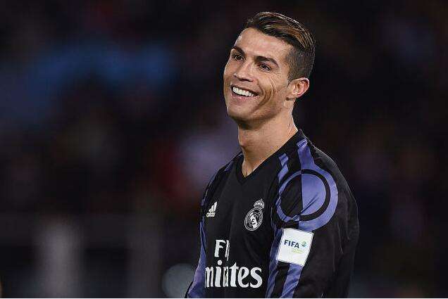 C罗2500万欧元入股植发公司