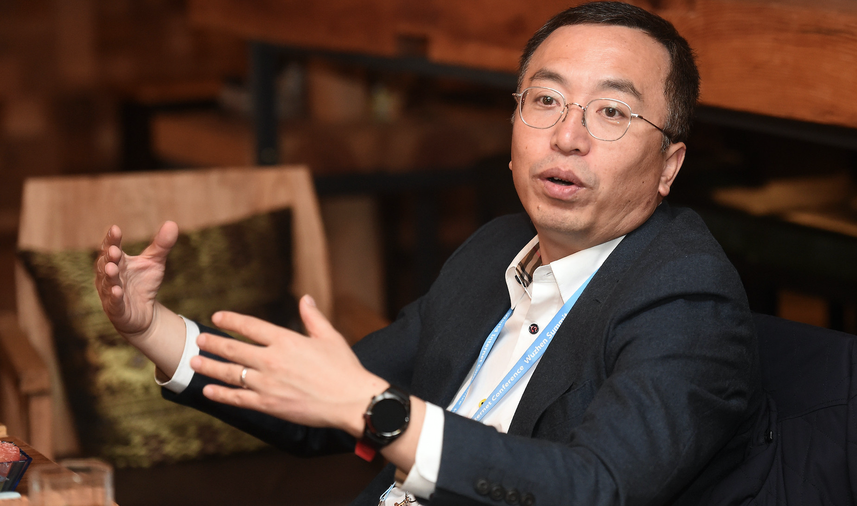 荣耀赵明：小米9上市荣耀卖更好了