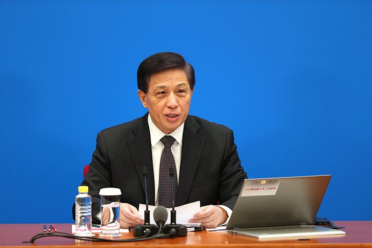 张业遂：已将与人工智能相关立法项目列入立法规划