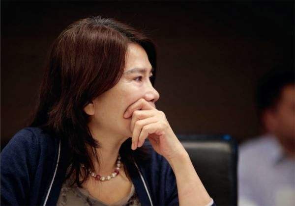 2000亿大老板出门要不要带保镖？董明珠：权利不是用来享受