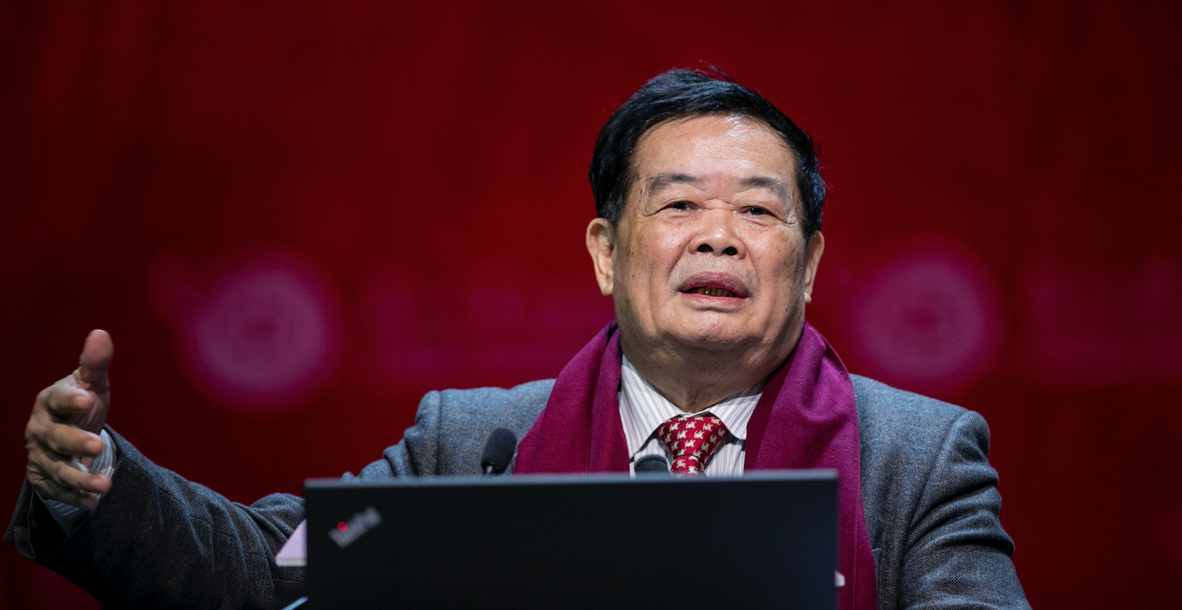 曹德旺新年思考：企业要想活下去，这些事要看清楚