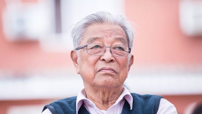 褚时健去世，曹德旺赞他是英雄！