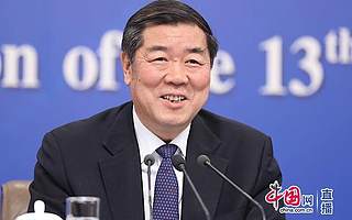 何立峰：打造大灣區國際科創中心，促港澳青年赴粵創業就業