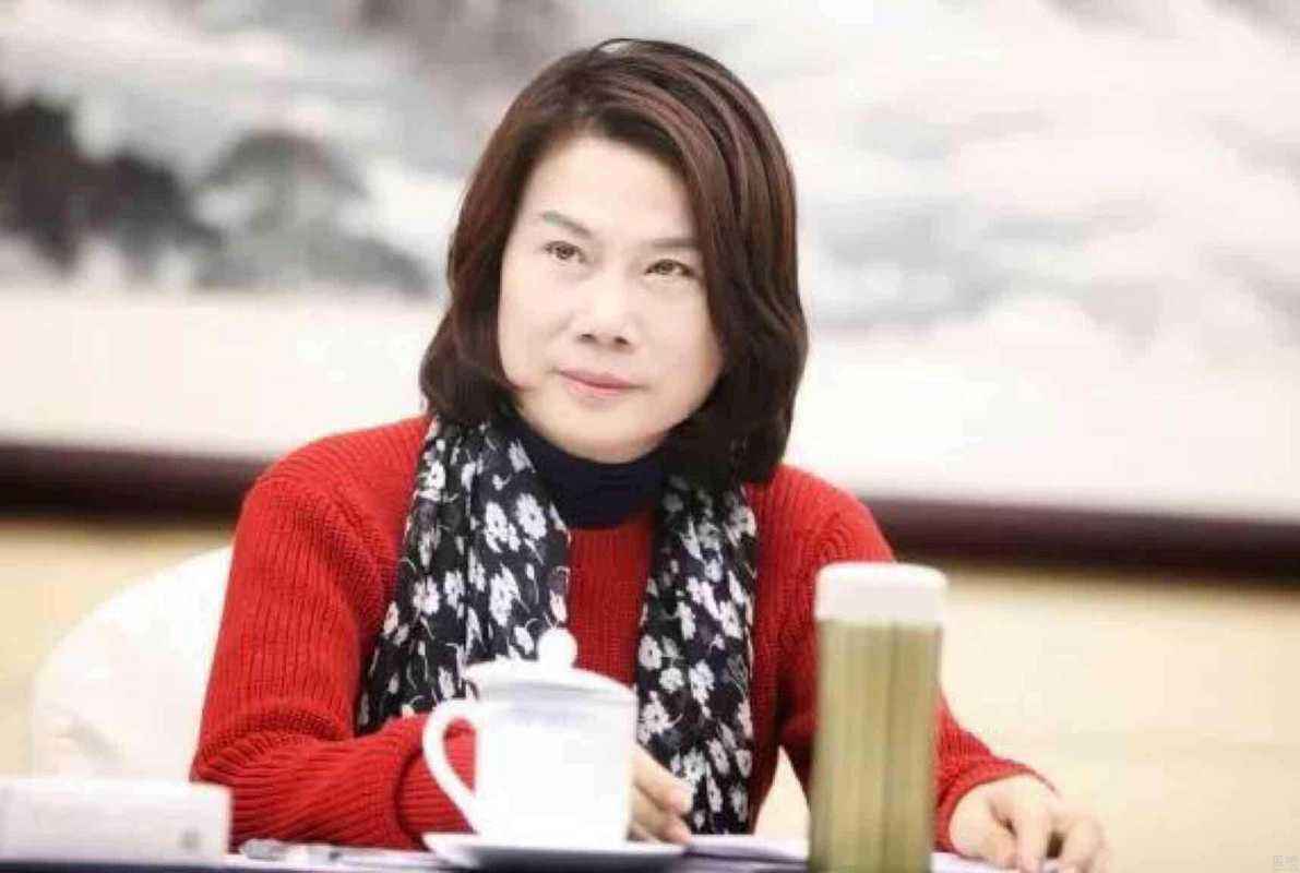 百分百正确女王董明珠：我从来没有失误