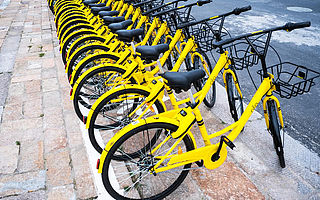 ofo小黄车发布近百个岗位招聘 却因“有钱不还”又增失信信息