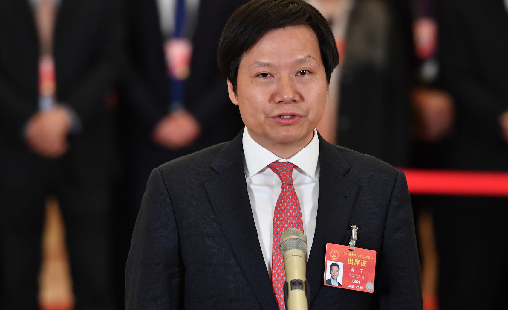 雷军：5G+Ai+物联网是超级互联网