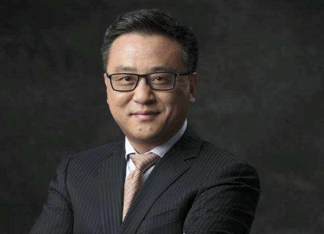 百度推出高管退休计划　总裁张亚勤将于十月退休