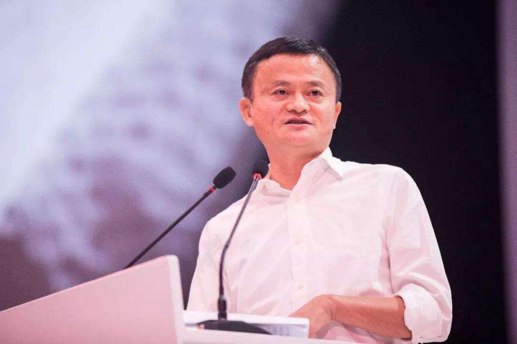 马云：我强迫自己每天思考6个小时