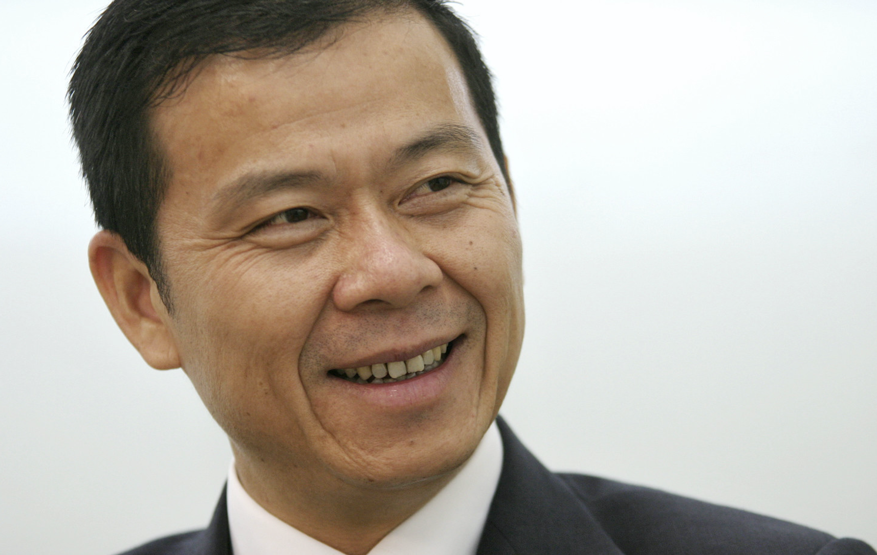 广汽曾庆洪：消费者可以定制自己的车　智能汽车工厂去年投产