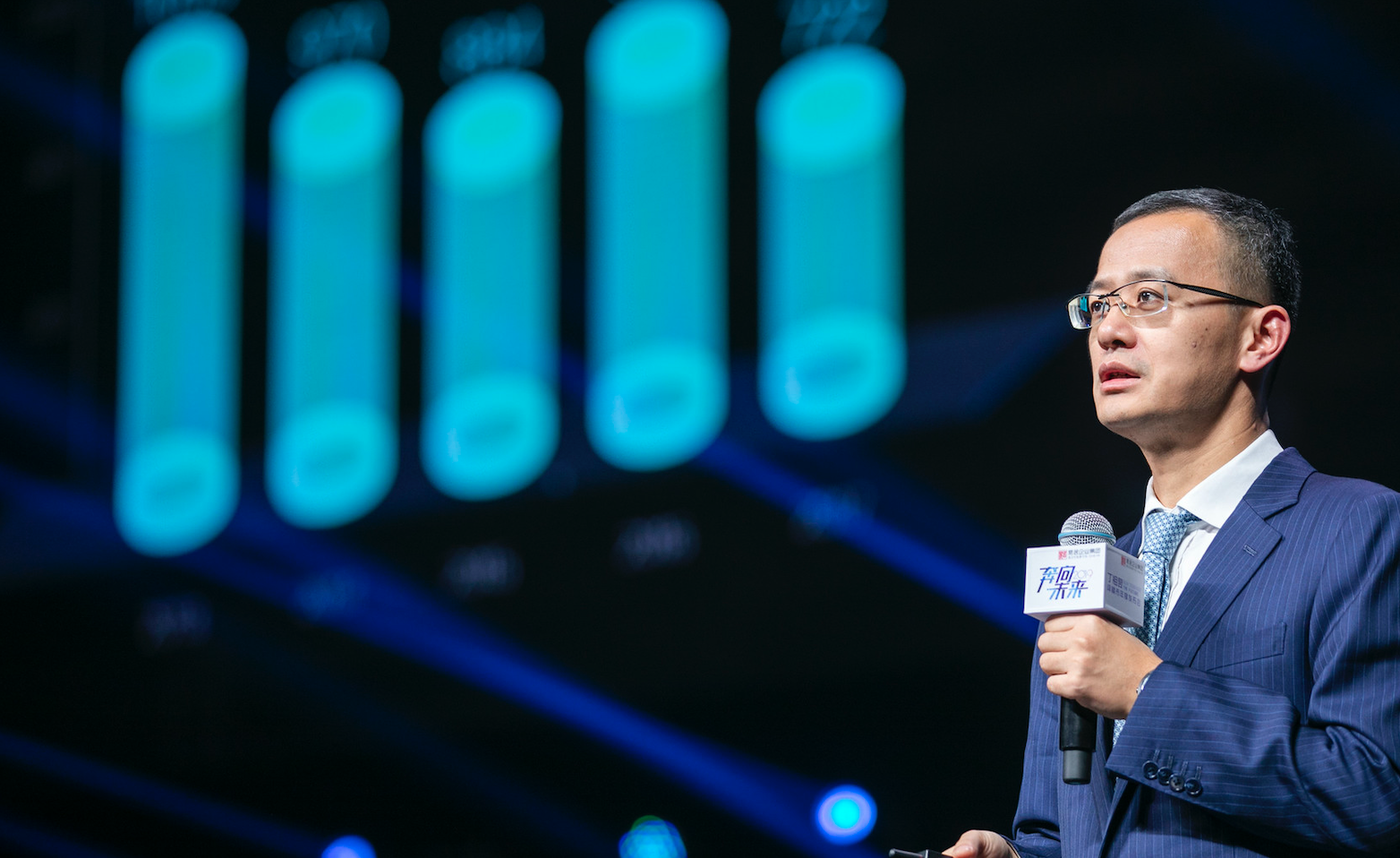 常年指点房地产迷津，丁祖昱的自住房是租的？