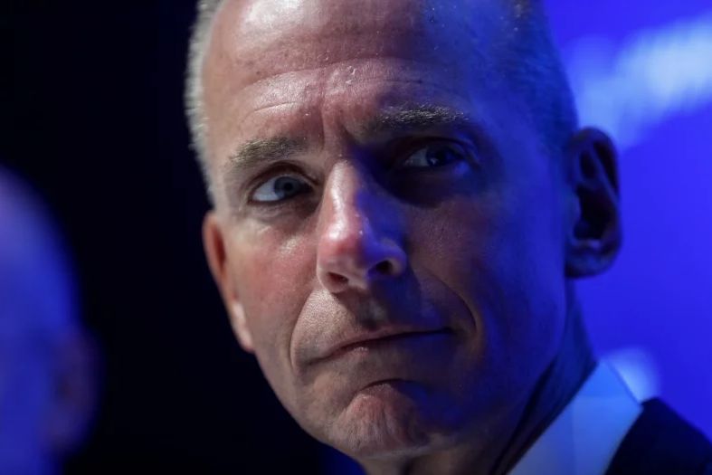 波音CEO拒绝辞职：我愿意继续领导