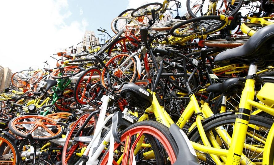 ofo成都废弃单车论斤卖？记者实地探访报废厂