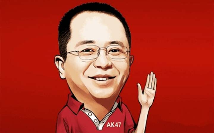 “红衣大炮”周鸿祎又晒射击照