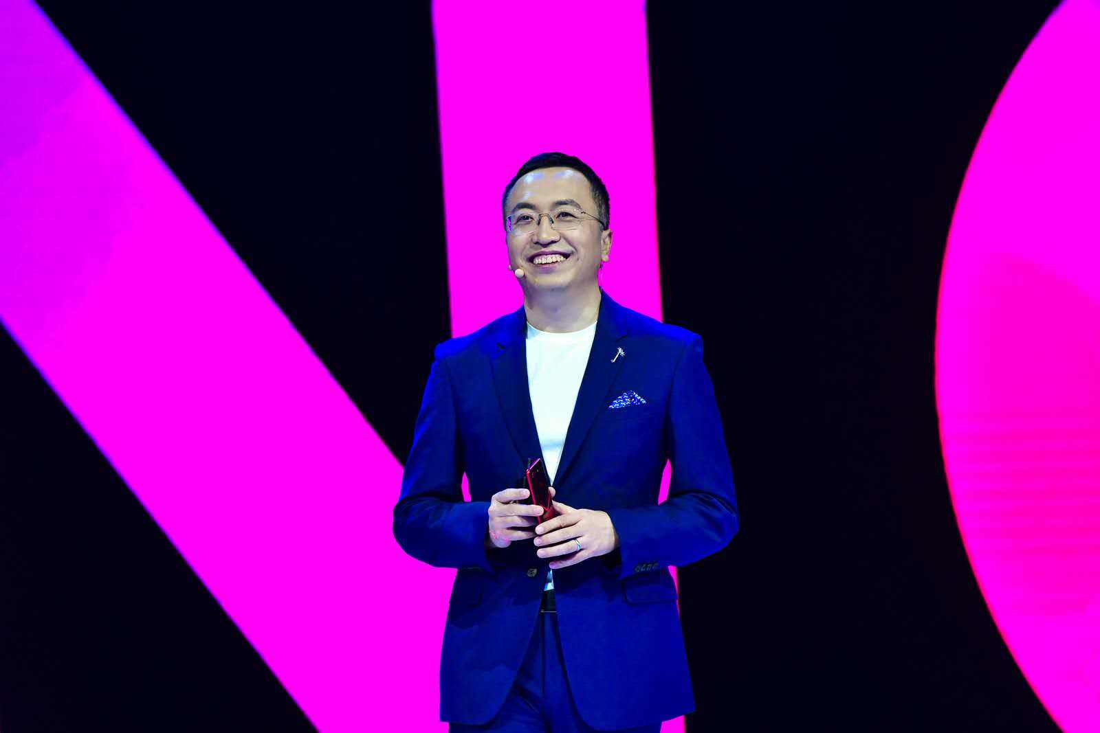 赵明：华为干的事情就是不断杀自己