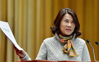 格力回應(yīng)舉報奧克斯空調(diào):到底是哪兒不達標?