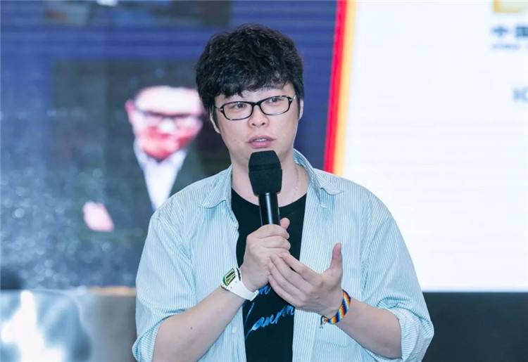 应书岭：去欧洲时最大感觉是落后