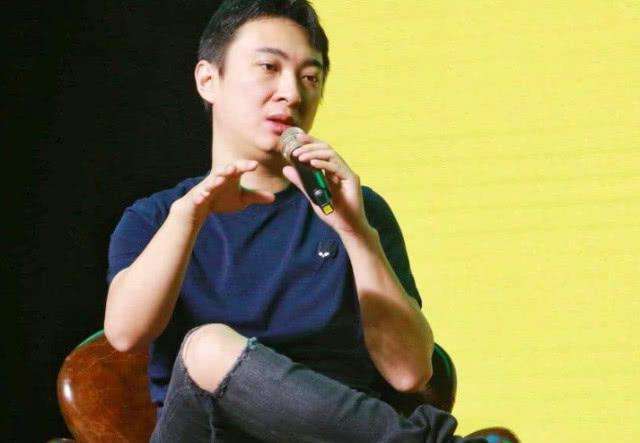 王思聪：做电影公司不是跟大佬抢饭