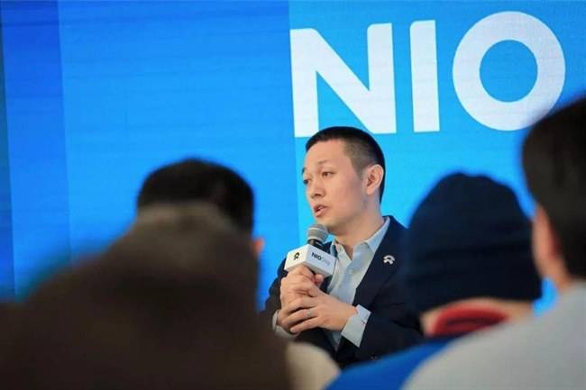 蔚来CEO李斌回应被称出行教父：肯定不是什么教父，我是创业狗