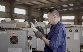 公益广告丨减税降费：为你减负 与你同行