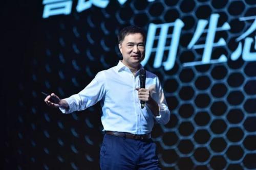 李竹：汽车销量在下滑　十年内肯定是断崖式下跌