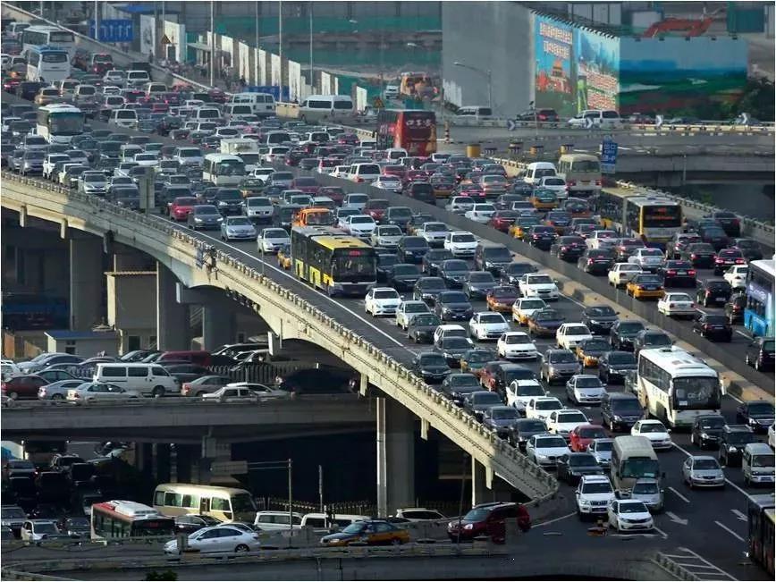 放开汽车限购,是否会导致城市更拥堵