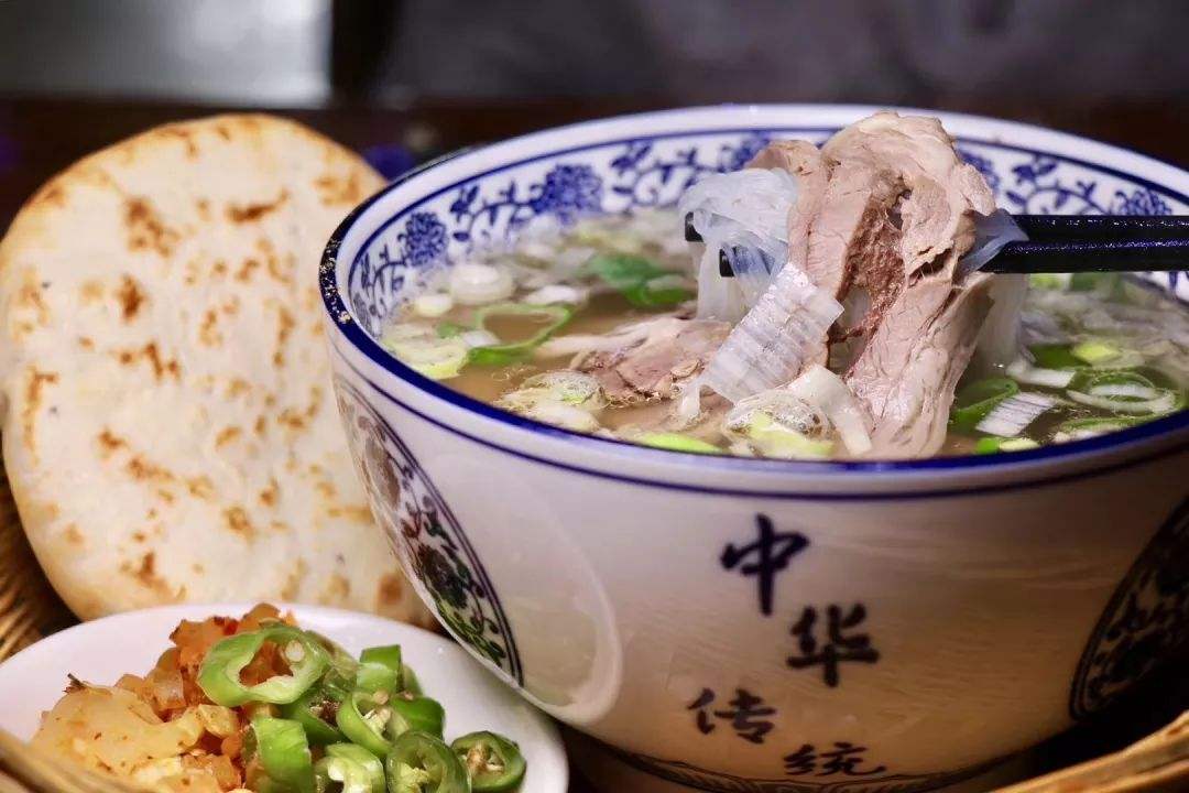《长安十二时辰》卖爆水盆羊肉、火晶柿子，IP带货哪家强？