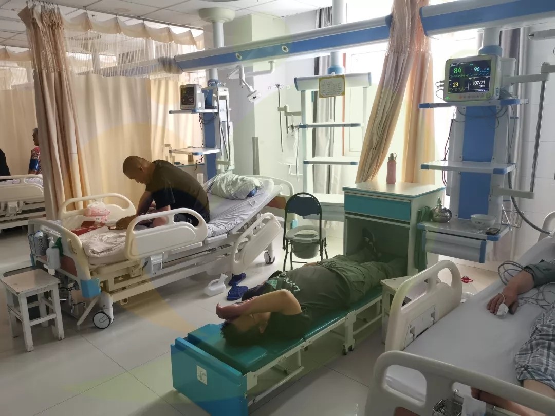 郑州大学附属医院引进广州爱陪智能陪护床