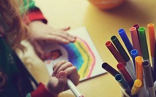 给文火慢炖的“少儿美术”加点料