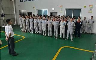 優(yōu)秀班組長的晨會(huì)制：手把手教你開晨會(huì)！