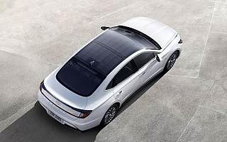 全球首款量产“太阳能汽车”韩国上市，一年多跑1300公里