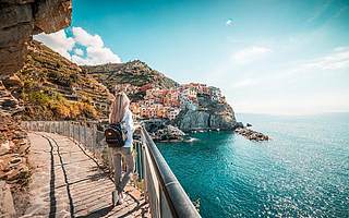 2018年国内出境游规模达1.49亿人次 同比增长14.7%