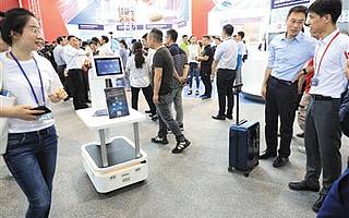 與創(chuàng)業(yè)者一道打地鋪 每天新設(shè)企業(yè)超90家