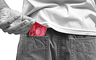 “AI之父”卷入性交易丑闻：17岁少女曾被迫与其发生关系