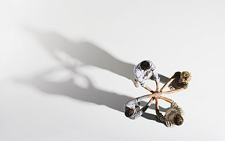 快手百度知乎走到一起，谁更需要谁？